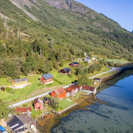 Hébergement de vacances Alongside The Beautiful Fjaerlandsfjord